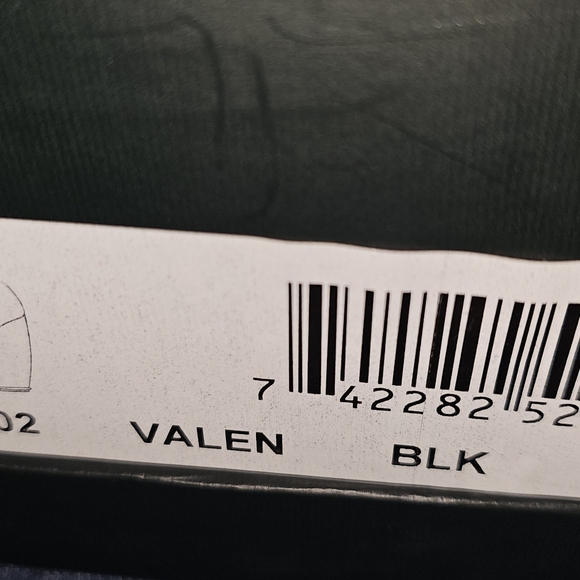 MIA Limited Edition - Picture 6 of 6